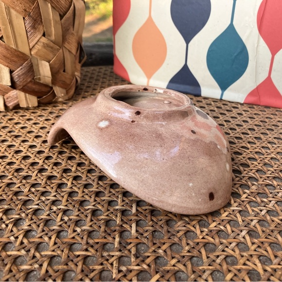 Brown Glazed Polka-Dot Mid Century Modern Ceramic Boomerang/Paisley Ashtray - Picture 7 of 11